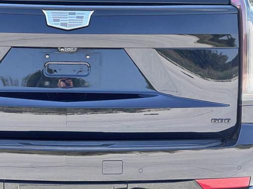 2022 Cadillac Escalade Sport