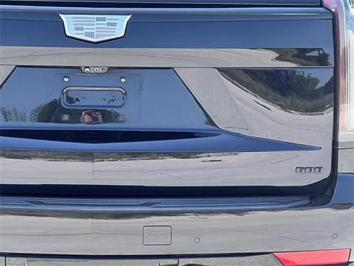 2022 Cadillac Escalade Sport