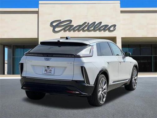 2025 Cadillac LYRIQ Luxury