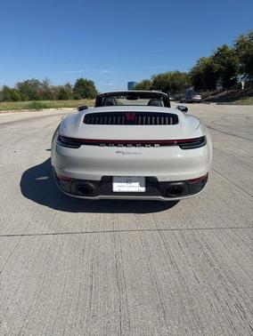 2024 Porsche 911 Carrera
