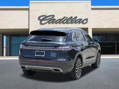 2022 Lincoln Nautilus Black Label