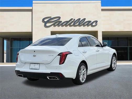 2025 Cadillac CT4 Luxury