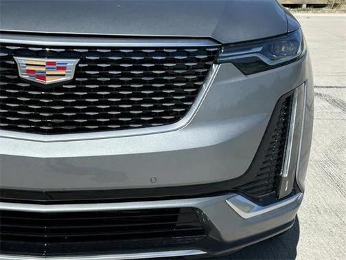 2025 Cadillac XT6 Luxury FWD