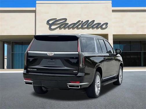2022 Cadillac Escalade ESV Luxury