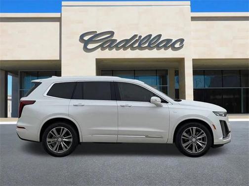 2025 Cadillac XT6 Premium Luxury FWD