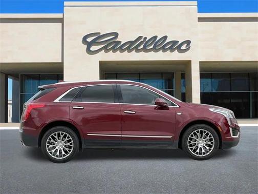2018 Cadillac XT5 Luxury