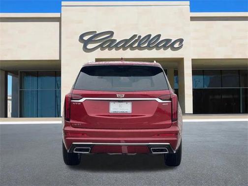 2025 Cadillac XT6 Premium Luxury FWD