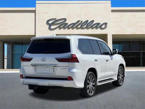 2021 Lexus LX 570 Three-Row