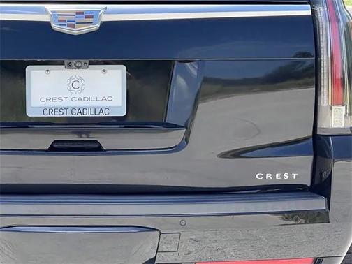 2018 Cadillac Escalade Luxury