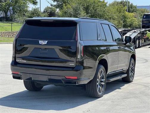 2024 Cadillac Escalade Sport