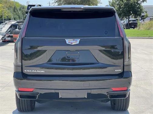 2024 Cadillac Escalade Sport