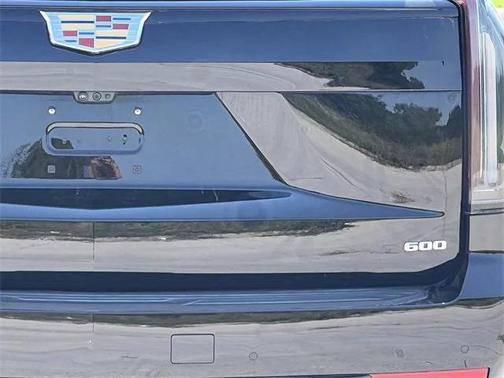 2024 Cadillac Escalade Sport