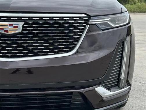 2021 Cadillac XT6 Luxury FWD