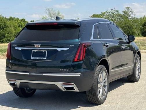 Emerald Lake Metallic 2026 Cadillac XT5 Premium Luxury