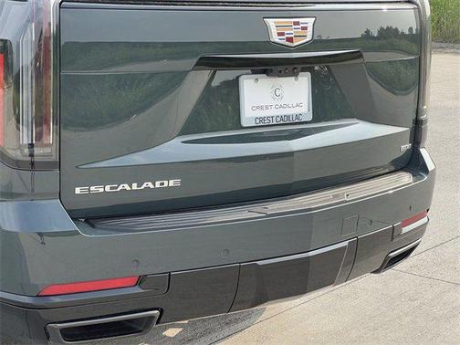 2025 Cadillac Escalade Sport