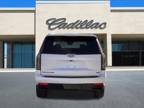 2022 Cadillac Escalade Sport