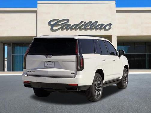 2022 Cadillac Escalade Sport