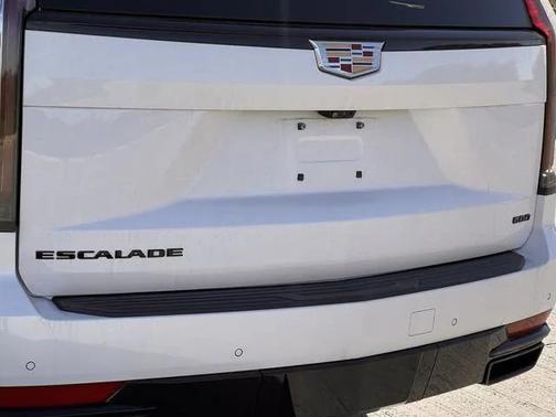 2022 Cadillac Escalade Sport