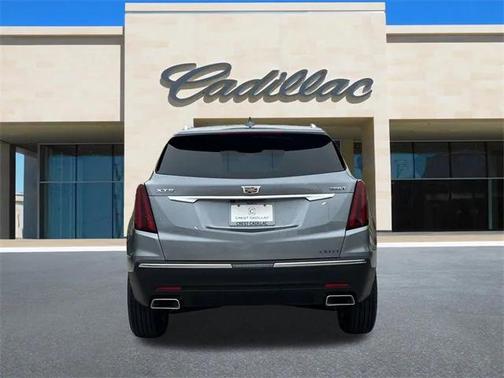 2025 Cadillac XT5 Luxury
