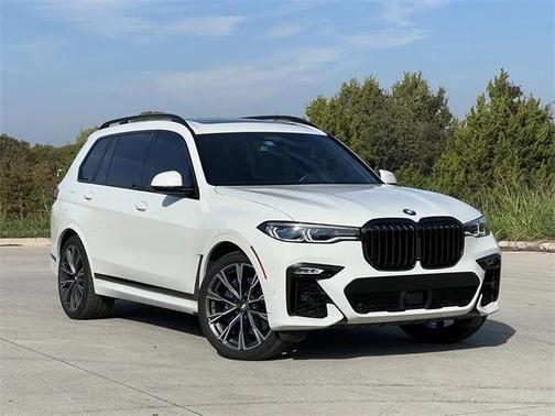 2020 BMW X7 M50i