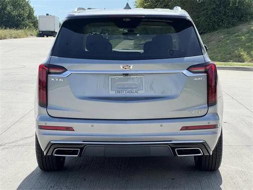 2025 Cadillac XT6 Premium Luxury FWD