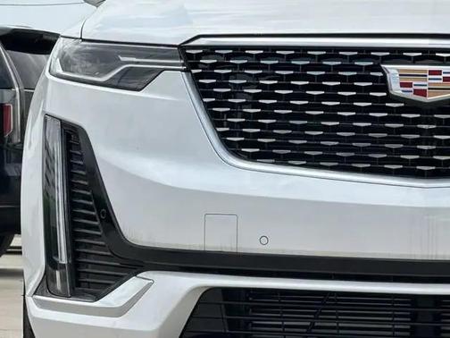 2025 Cadillac XT6 Luxury FWD