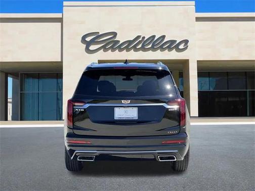 2025 Cadillac XT6 Luxury FWD