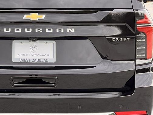 2025 Chevrolet Suburban LS