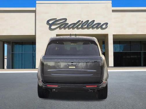 2025 Land Rover Range Rover SE