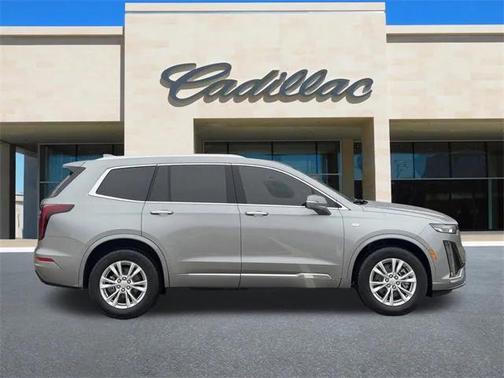 2025 Cadillac XT6 Luxury FWD