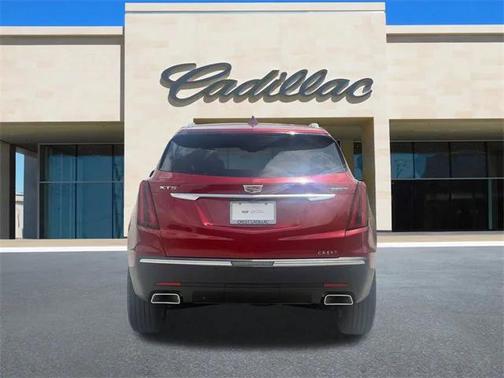 2023 Cadillac XT5 Luxury