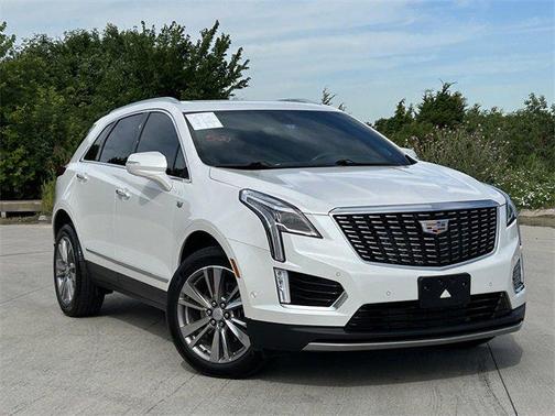 2022 Cadillac XT5 Premium Luxury