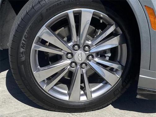 2023 Cadillac XT6 Premium Luxury AWD