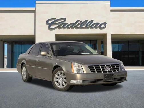 2011 Cadillac DTS Premium Collection