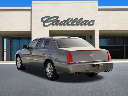 2011 Cadillac DTS Premium Collection