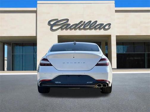 2023 Genesis G70 2.0T RWD