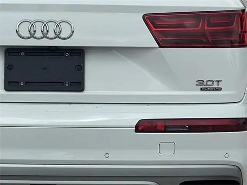 2017 Audi Q7 3.0T Premium
