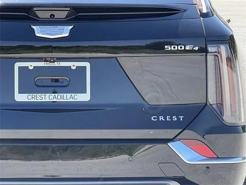 2025 Cadillac OPTIQ Luxury 1
