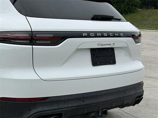 2019 Porsche Cayenne S