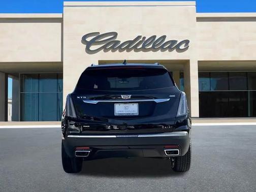 2025 Cadillac XT5 Sport