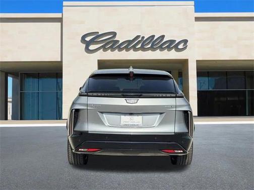 2025 Cadillac LYRIQ Luxury 1