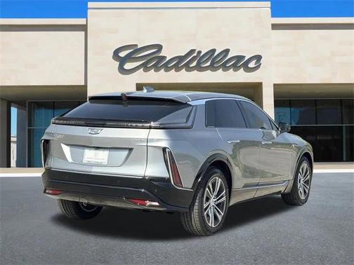 2025 Cadillac LYRIQ Luxury 1