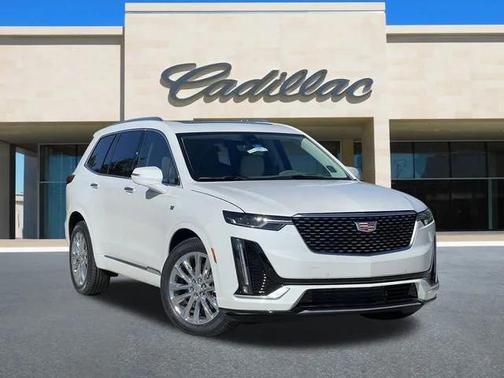 2025 Cadillac XT6 Premium Luxury FWD