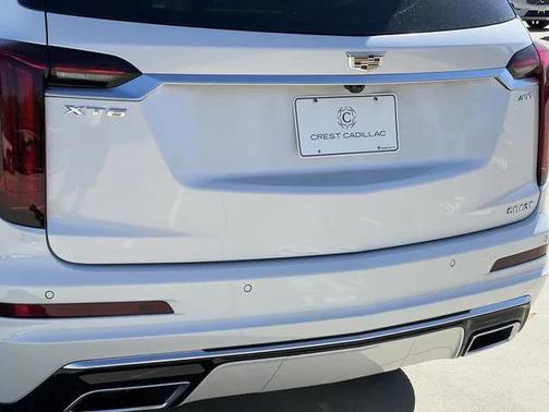 2025 Cadillac XT6 Premium Luxury FWD