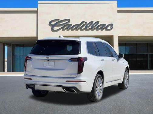 2025 Cadillac XT6 Premium Luxury FWD