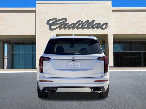 2025 Cadillac XT6 Premium Luxury FWD