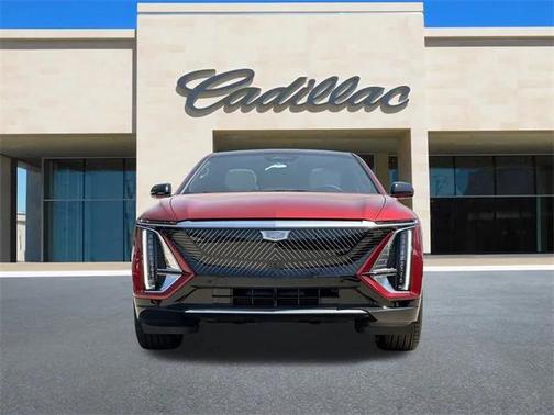 2025 Cadillac LYRIQ Luxury 1