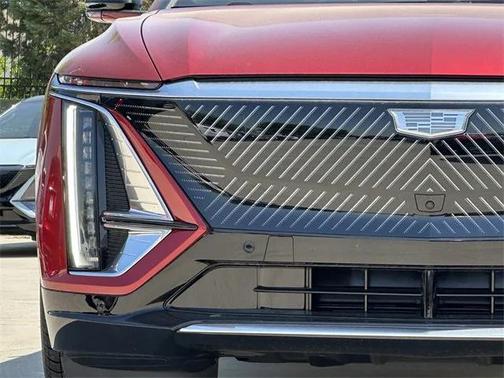2025 Cadillac LYRIQ Luxury 1