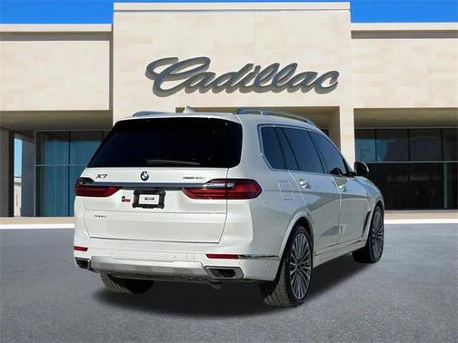 2022 BMW X7 xDrive40i