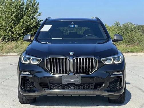 2021 BMW X5 M50i